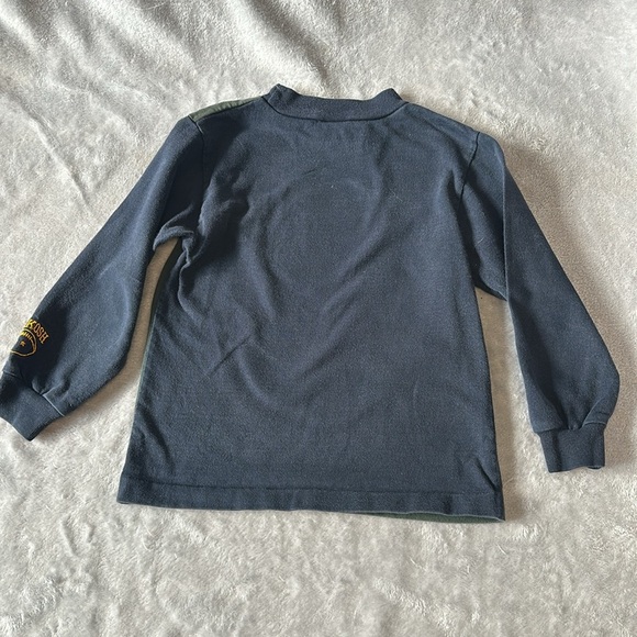 OshKosh B'gosh - long sleeve cotton shirt. Size 3T - Picture 5 of 5